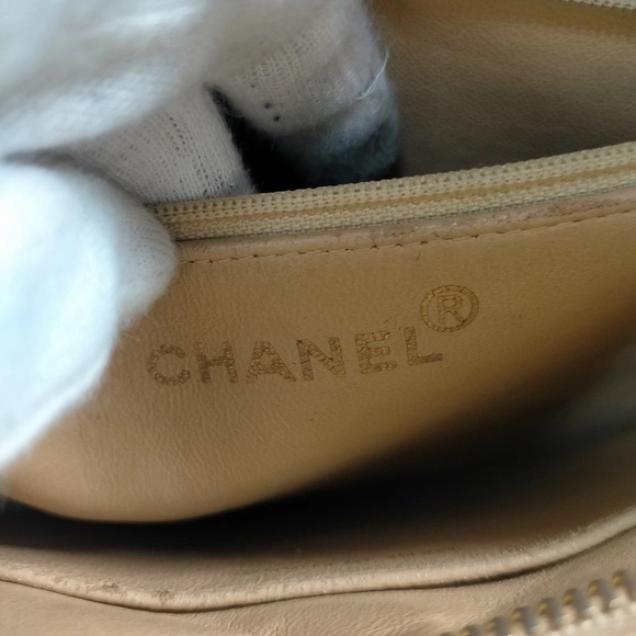 Chanel Tan Quilted caviar leather tote interlocking cc. 2003 - 2004 - Picture 13 of 16